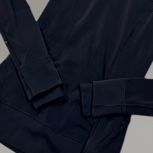 Lululemon Athletica Black Run Ambition Pullover Size 2 - Picture 6 of 10